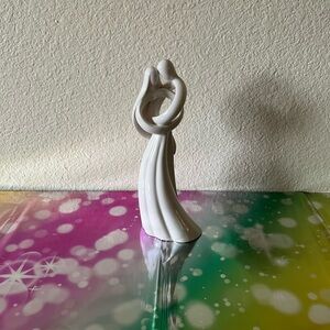 vintage Enesco "Circle of Love" porcelain figurine 1999
7”